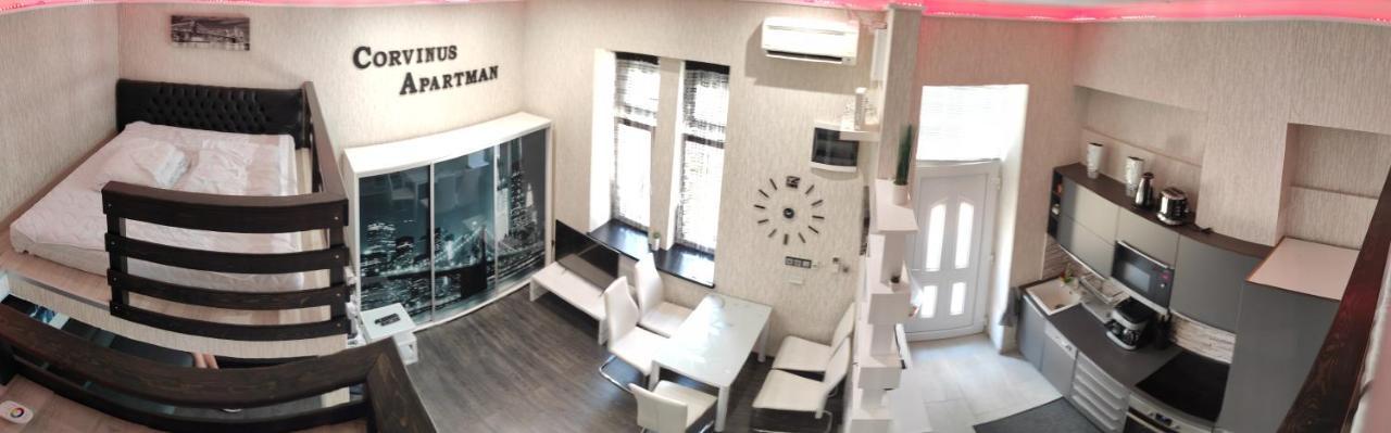 Corvinus Apartman Budapeste Exterior foto