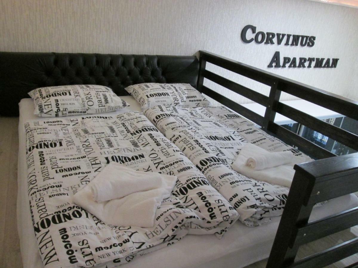 Corvinus Apartman Budapeste Exterior foto